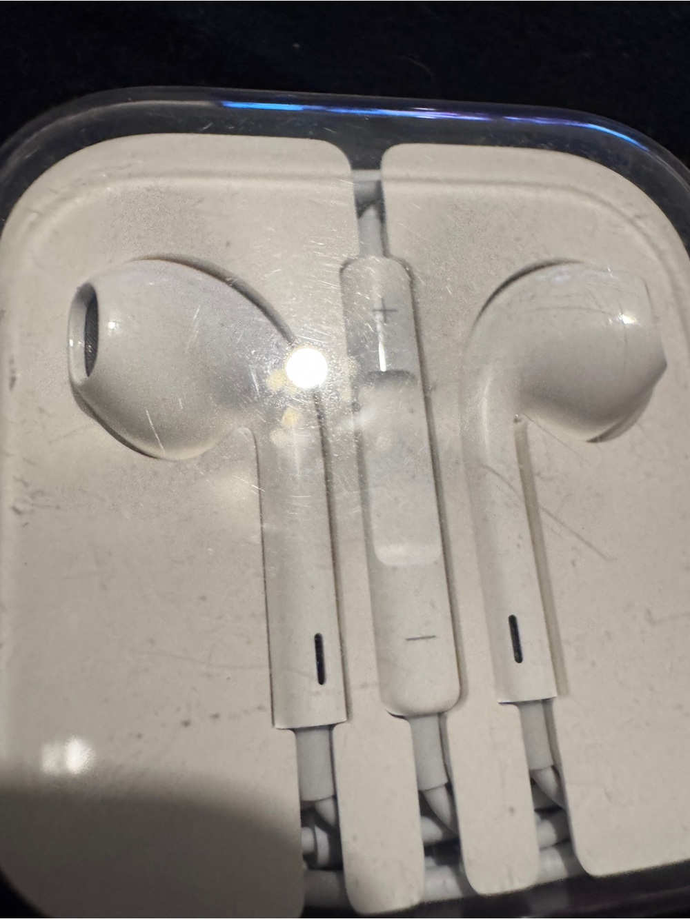 Apple White EarPods Remote and Microphone NEVER Used Opened First Time for Pics